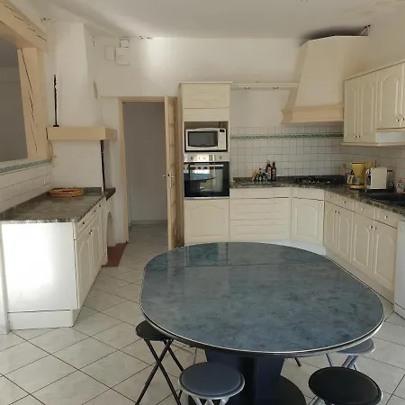 Domaine D'herminis - De Dame Carcas Holiday home *